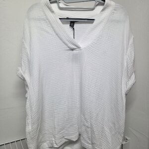 Saks Fifth Avenue White Textured Blouse